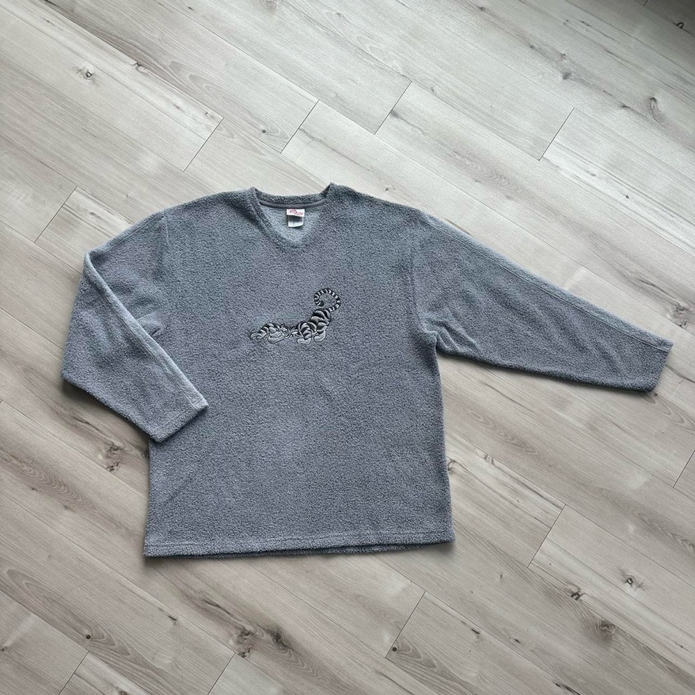 vintage disney tigger grey sherpa sweatshirt